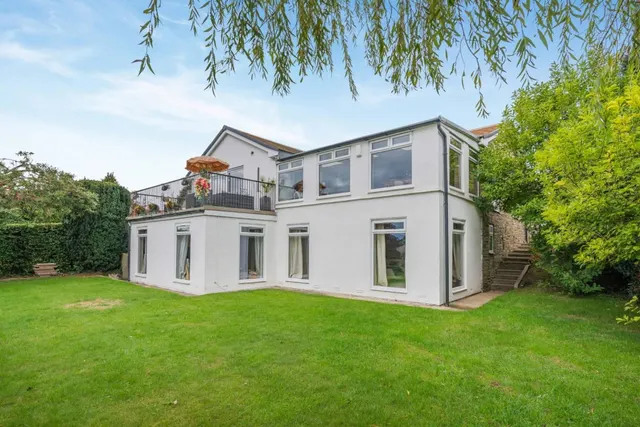 4 bedroom house, Collingham ~ Harewood Road, LS22