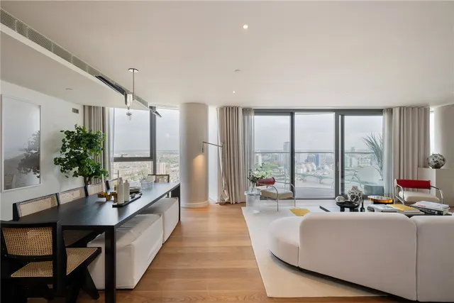 Waterfront Drive, Chelsea Waterfront, SW10, photo 1
