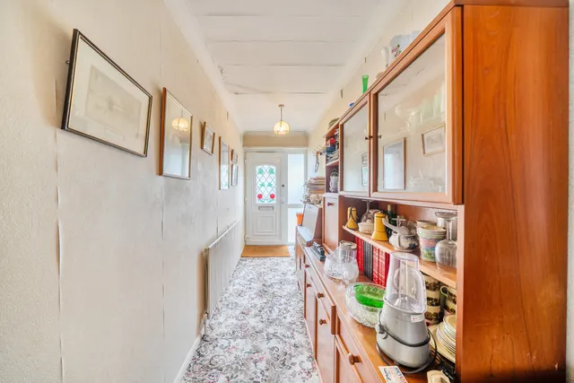 Mount Park Road, Pinner, HA5, photo 3