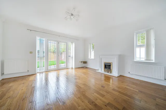 Dettingen Crescent, Deepcut, photo 2