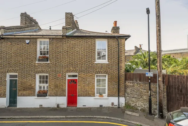 Caradoc Street, SE10, photo 1