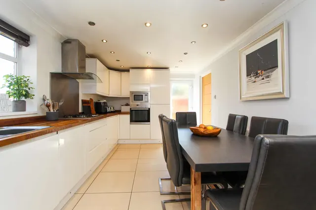 Photo 2 — Clarence Road, Sutton Coldfield, Sutton Coldfield, B74 4LU