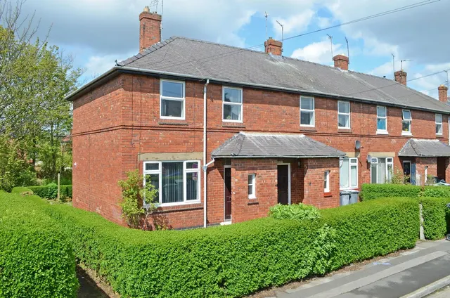 Tuke Avenue, York, YO10, photo 1