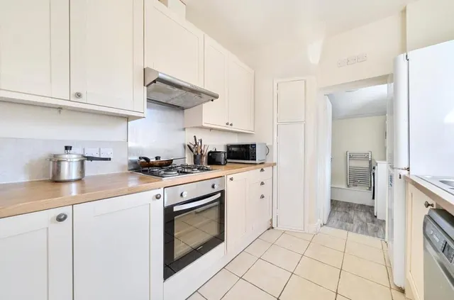 Sandfield Terrace, Guildford, GU1, photo 2