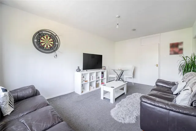 Photo 2 — Southlands Grove, Bromley, BR1
