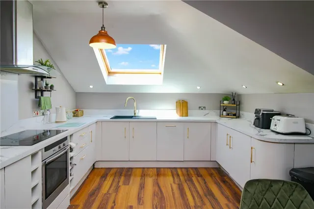 Rayleigh Road, Leigh-on-Sea, SS9, photo 3