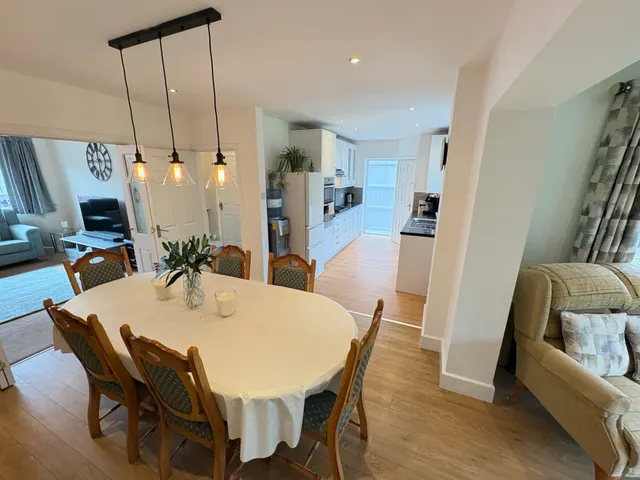 Newquay Avenue, Weeping Cross, ST17, photo 2