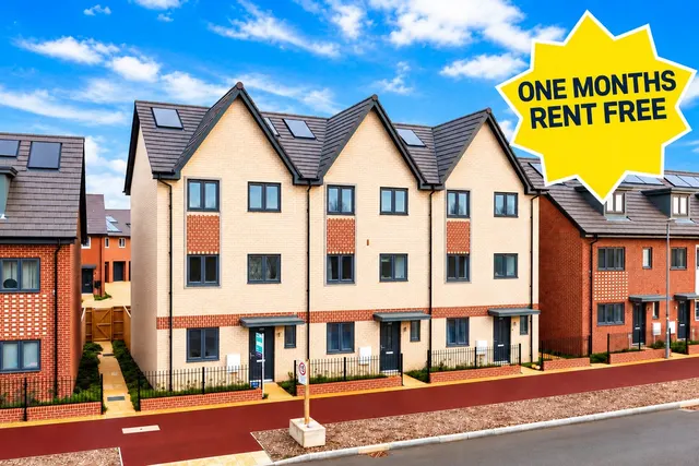 Barrosa Way, Whitehouse, Milton Keynes, MK8 1LN, photo 1