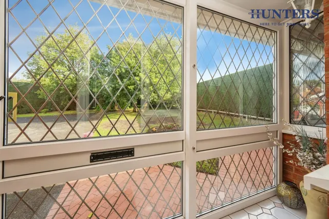 Bluebird Close, Lichfield, WS14, photo 3
