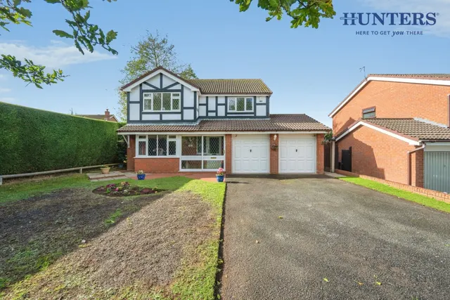 Bluebird Close, Lichfield, WS14, photo 2