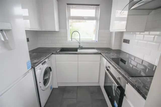 Tickenhall Drive, Church Langley, CM17, photo 2