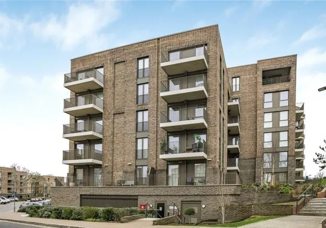 Medawar Drive, Mill Hill, NW7, London, photo 1