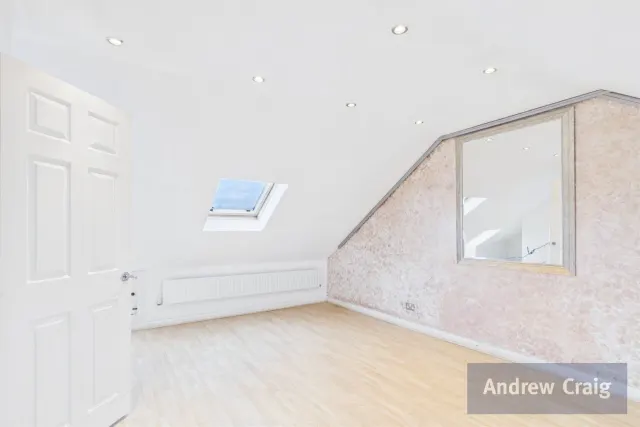 Coleridge Avenue, South Shields, NE33, photo 3