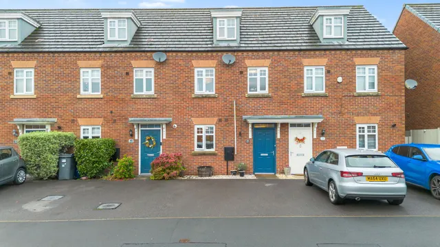 Jamestown Avenue, Great Sankey, Warrington, Warrington, WA5 8AD, photo 1