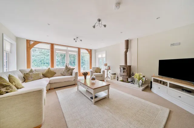 Beechmount Road, Bassett, SO16, photo 2