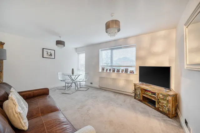 Kemnal Road, BR7, photo 1