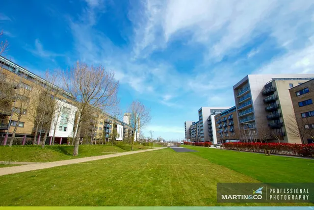 Prospect Place, CF11, photo 1