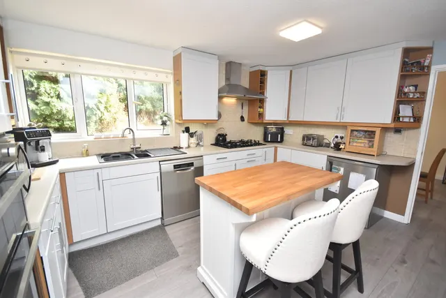 Burway Drive, Whitchurch, photo 2
