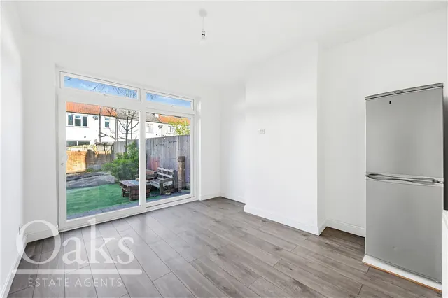 Streatham Vale, London, SW16, photo 3