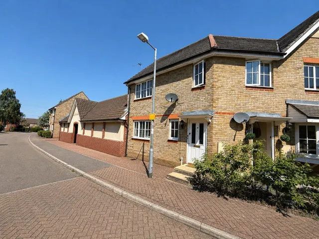 Plymouth Road, Chafford Hundred, Grays, Essex, RM16, photo 1