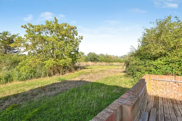 Golf Green Road, Jaywick, Clacton-on-Sea, Essex, CO15, photo 1