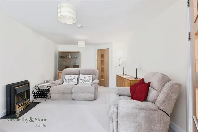 Craigdhu Road, Milngavie, G62, photo 3