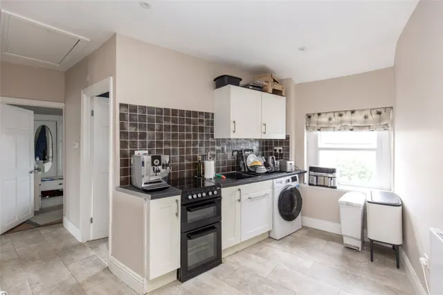 High Street, Westbury-on-Trym, BS9, photo 3