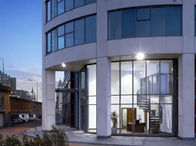 William Jessop Way, Liverpool, photo 1