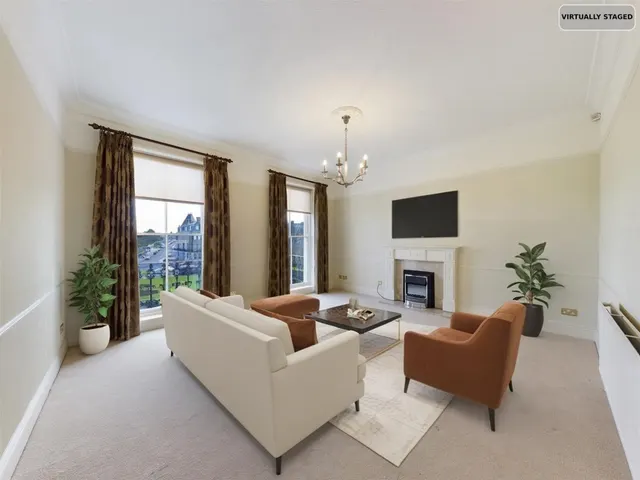 Prince Of Wales Terrace, Scarborough, YO11, photo 2