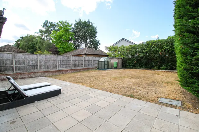 Photo 2 — Andrews Close, Church Crookham, Fleet, GU52 6HF