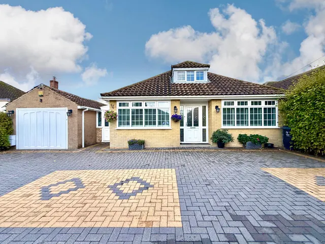 Carisbrook Terrace, Swindon, Wiltshire, SN4 0LW, photo 1