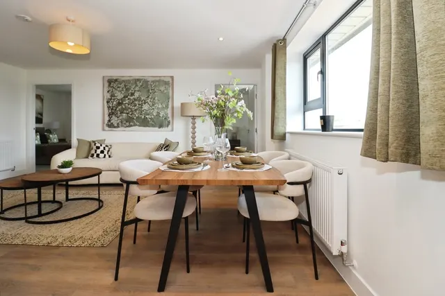 Severn House, Hambrook, BS16, photo 2