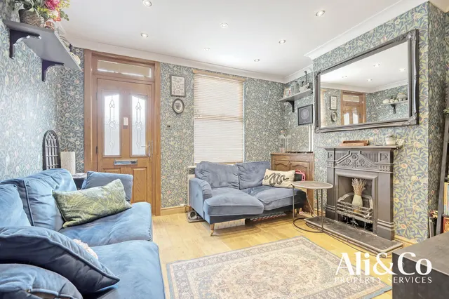Photo 2 — Prospect Place, Grays, Essex, RM17 6BY