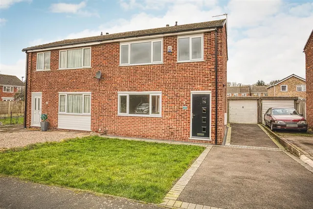 Maypole Lane, Littleover, photo 1