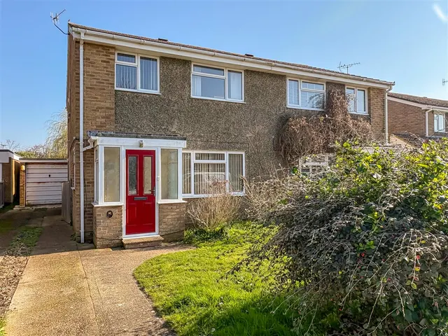 White Horses Way, Littlehampton, photo 1
