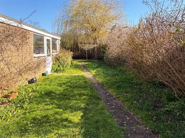 White Horses Way, Littlehampton, photo 2