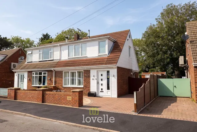 St. Crispin Close, North Killingholme, DN40, photo 2