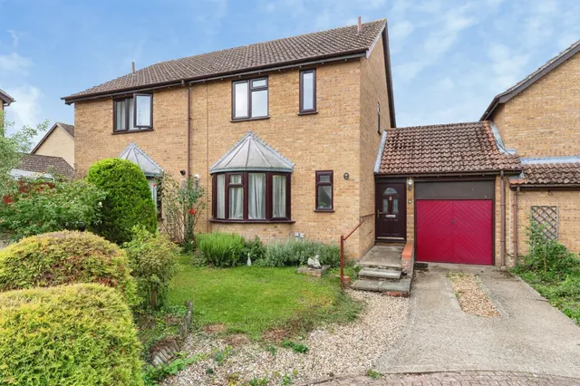 Dalton Way, Ely, photo 1