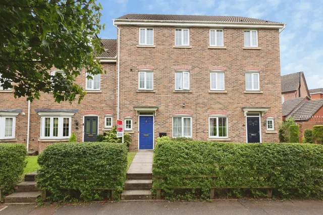 Delingpole Walk, Cradley Heath, B64, photo 1