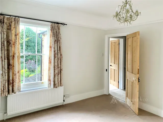 Photo 3 — Cowper Road, Berkhamsted, HP4
