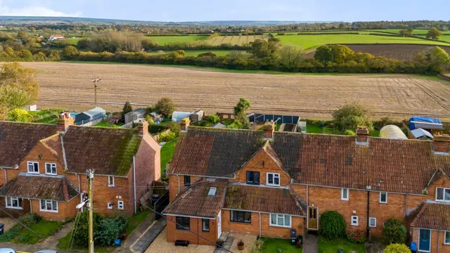 Templecombe, BA8, photo 1
