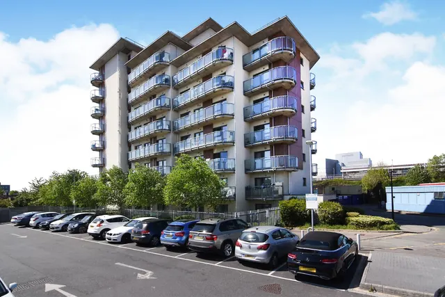 Charrington Court, Romford, RM1 1TF, photo 1