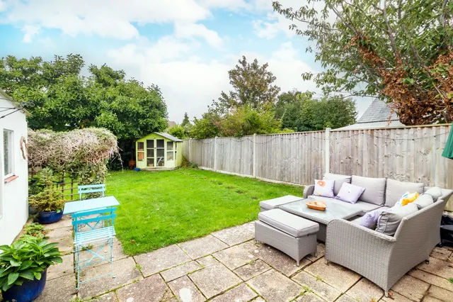 Photo 3 — 25 Kinsbourne Avenue, Bournemouth, Bournemouth, BH10 4HE
