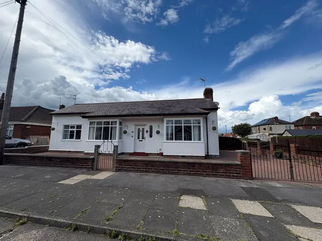 Blyth NE24 3LR, NE24, photo 1