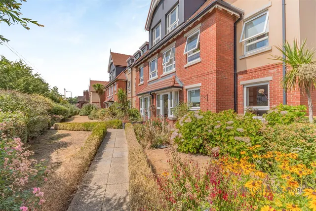 Hanbury Road, Droitwich, WR9, photo 1