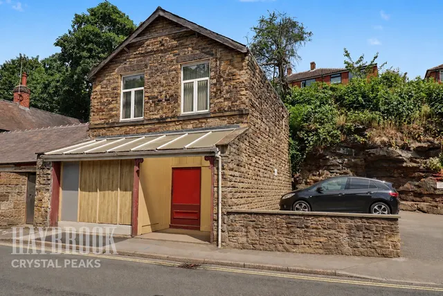 Chesterfield Road, Dronfield, photo 1