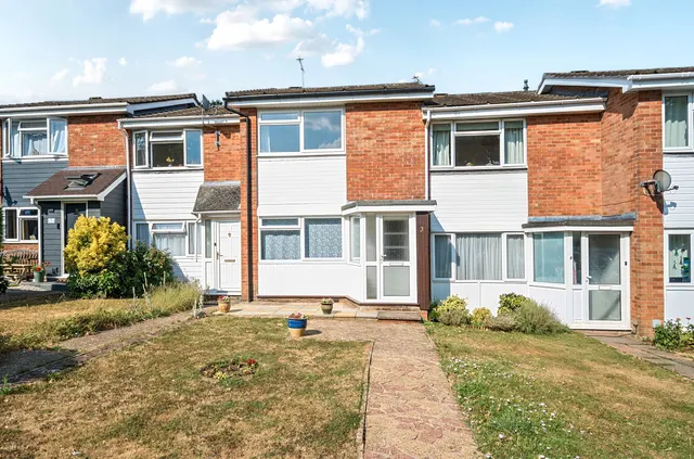 Linnets Way, Alton, GU34, photo 1