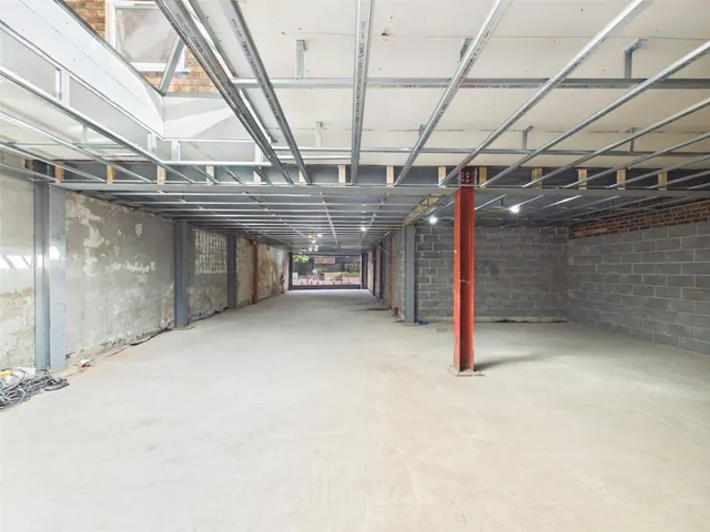 Market Place, Long Eaton, NG10, photo 2
