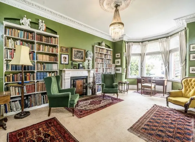 Photo 3 — Gordon Road, Ealing, W5