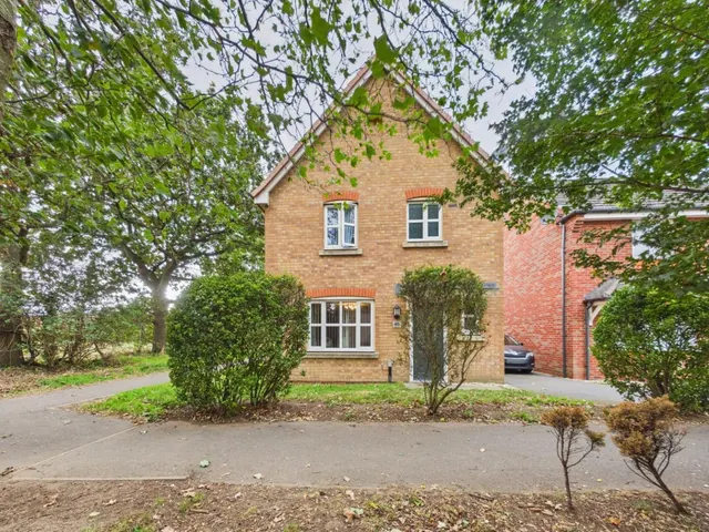 Nero Way, North Hykeham, LN6, photo 1